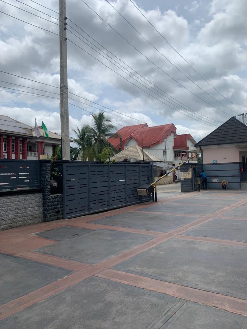 Merzino Palace Uyo Gabitey
