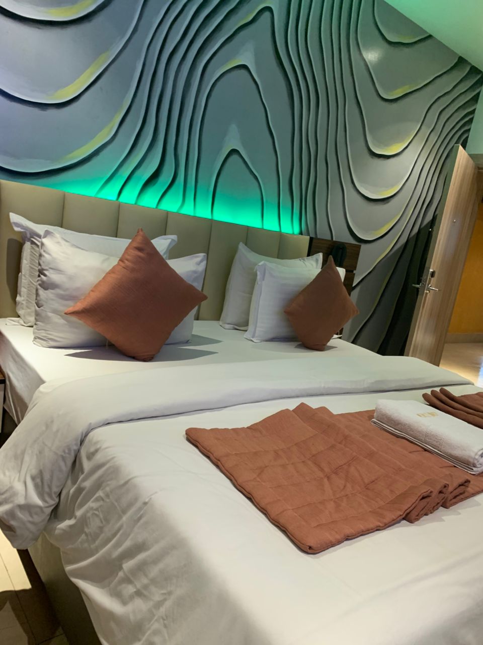 Merzino Palace Uyo Gabitey