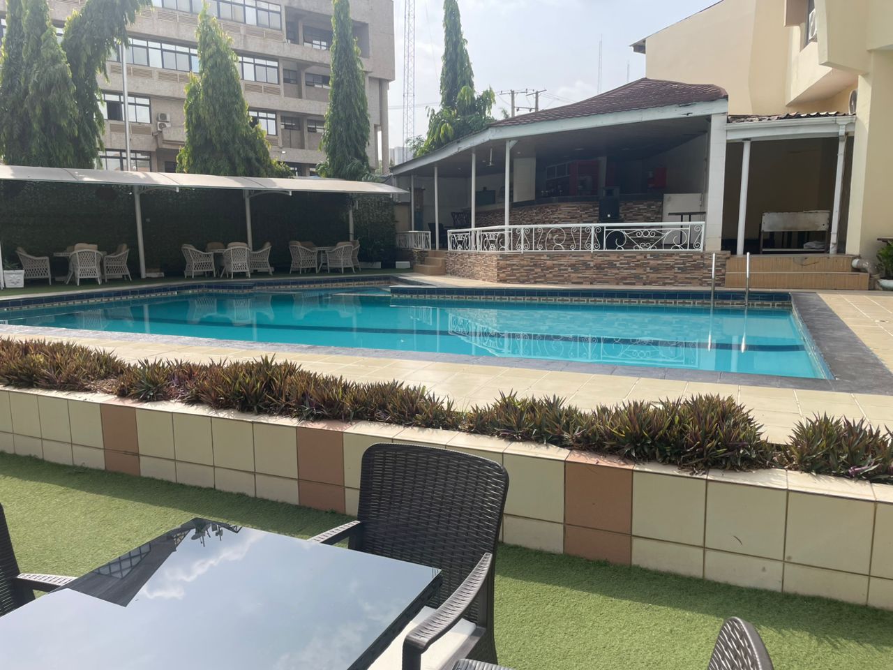 Savannah Suites & Apartments