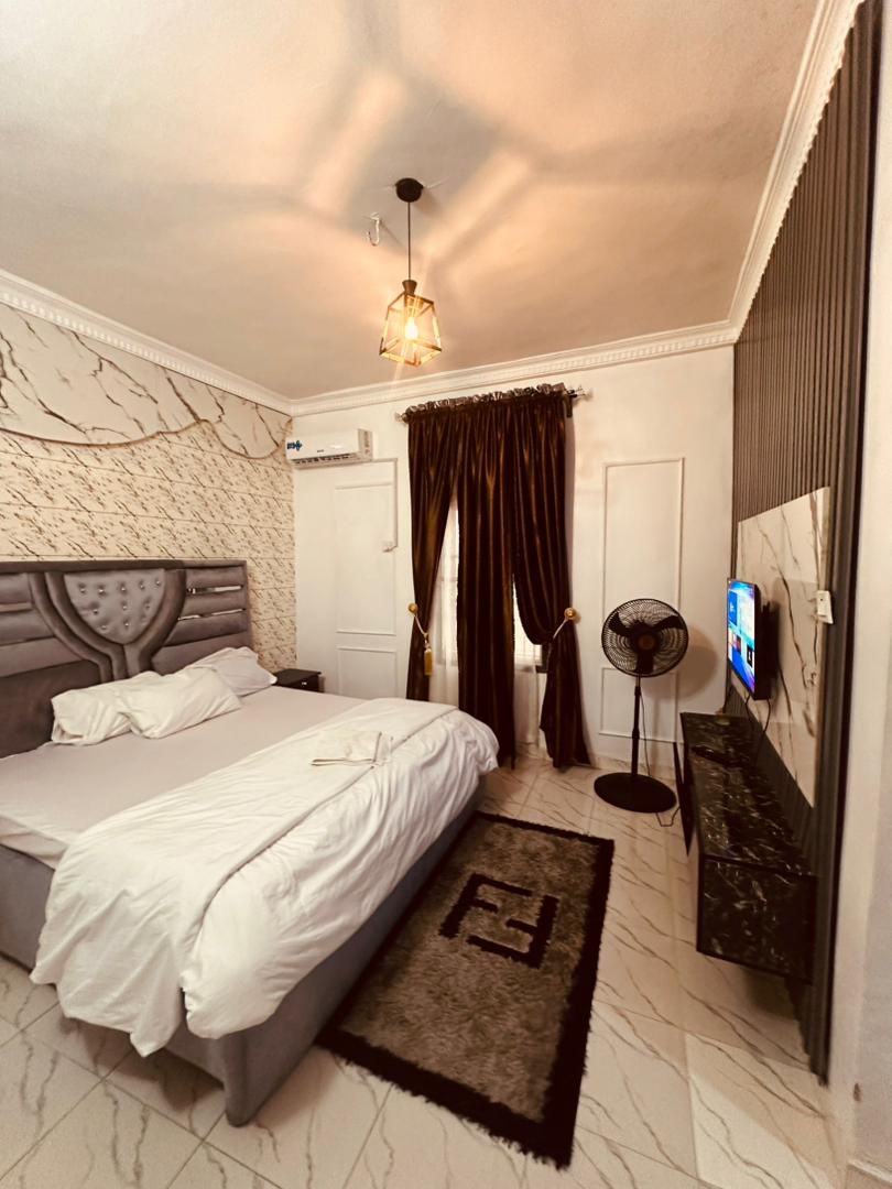 2 Bedroom Apartment 